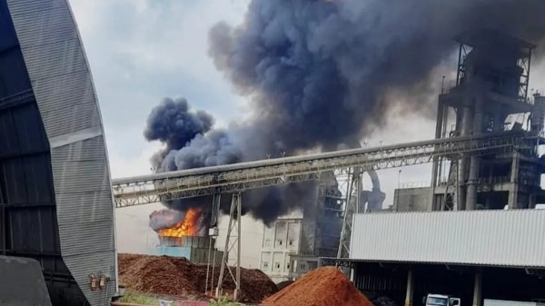 Cimento Apodi divulga nota sobre incêndio que atingiu fábrica na manhã desta terça (22)