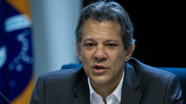 Sem pandemia, Governo Lula registra rombo de R$ 35,9 bilhões em julho