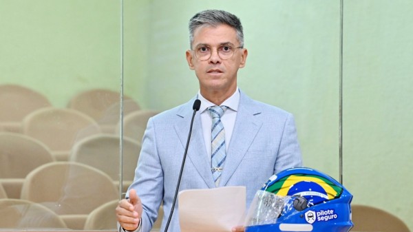 Coronel Azevedo destaca entrega de capacetes pela 2ª fase do Pilote Seguro