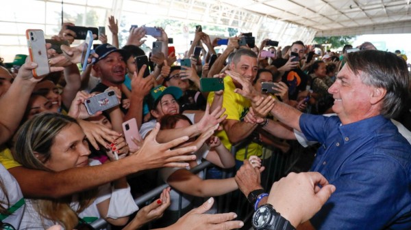Bolsonaro cresce e aparece à frente de Lula em SP, aponta pesquisa