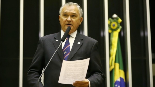 General Girão aciona autoridades para apuração e punição dos culpados pelo atentado ao seu gabinete