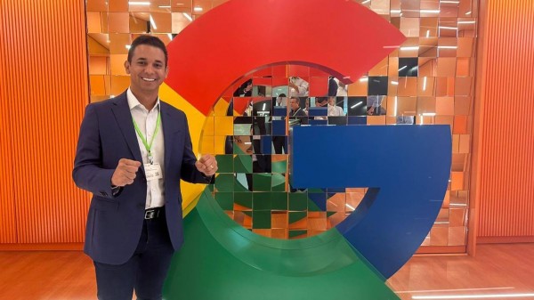 'O Brasil já olha pra Mossoró como uma cidade que investe em tecnologia e inteligência', diz Allyson em visita ao Google