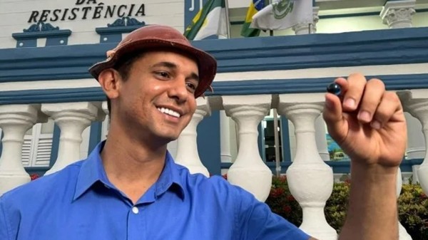 Allyson dobra endividamento e deixa Prefeitura com rombo de R$ 610 milhões, revela jornal
