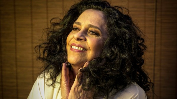 Morre a cantora Gal Costa, voz histórica da MPB, aos 77 anos