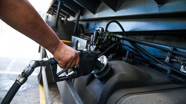 Petrobras anuncia redução do preço de venda do diesel
