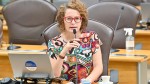 ALRN rejeita proposta de homenagem ao MST e Isolda se irrita: 'Todo mundo sabe que sou deputada do MST'