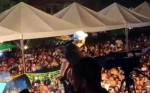 Cantor Belo Ã© preso por fazer show no RJ