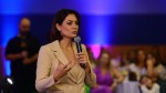 Michelle Bolsonaro é recebida no Paraná aos gritos de 'senadora'