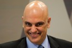 Ministro do STF censura revista CrusoÃ©