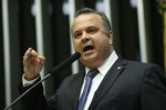 FÃ¡tima protagoniza â€œespetÃ¡culo deprimente de intolerÃ¢ncia e falta de educaÃ§Ã£oâ€, diz RogÃ©rio Marinho