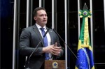 Styvenson tem gastos cinco vezes menos que os demais senadores do RN