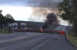 BR-304 estÃ¡ interditada por manifestantes no sentido MossorÃ³-Fortaleza