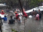 Quarto corpo estaria em um mangue de difÃ­cil acesso, informa bombeiros