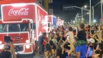 Caravana de Natal da Coca-Cola atrai multidão à Estação das Artes em Mossoró