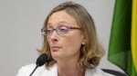 Maria do RosÃ¡rio Ã© expulsa durante protesto por seguranÃ§a