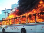 ApÃ³s criminosos incendiarem 11 Ã´nibus, rodoviÃ¡rios recolhem veÃ­culos em Natal