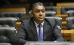 Tiririca renuncia mandato de deputado federal e se diz envergonhado