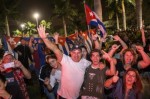 Cubanos ocupam as ruas de Miami para celebrar a morte do ditador Fidel Castro