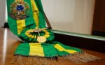 O PT "surrupiou" atÃ© a faixa presidencial?
